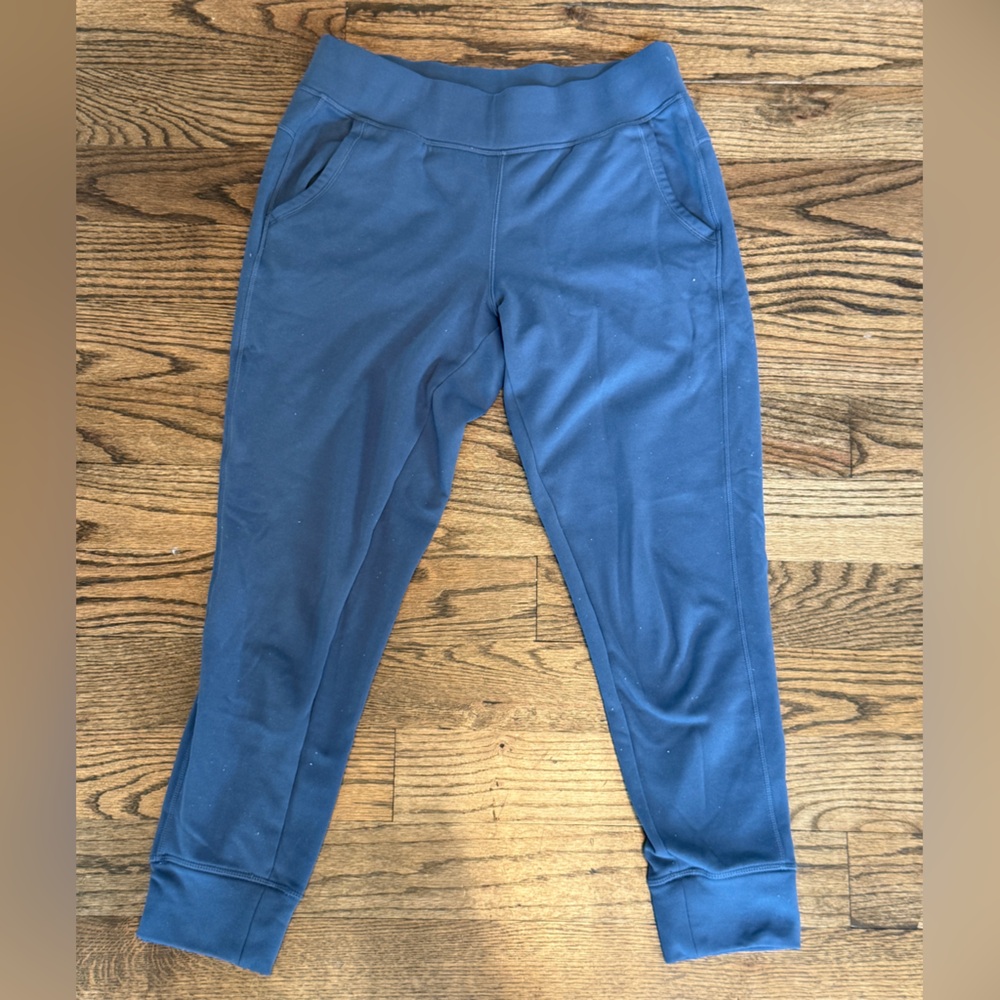 Champion Women’s Blue Jogger Performance Wear – Size Medium